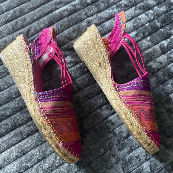 Toni Pons Tania Espadrilles - Picture 3 of 8